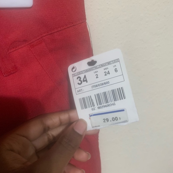 Zara Red Mid Rise Straight Jeans - Picture 6 of 7